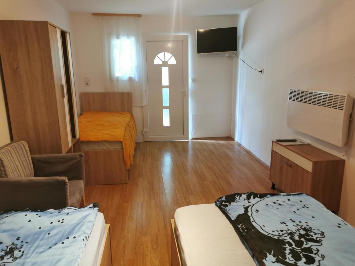 Veress Vendeghaz Hajduboszormeny Exteriér fotografie