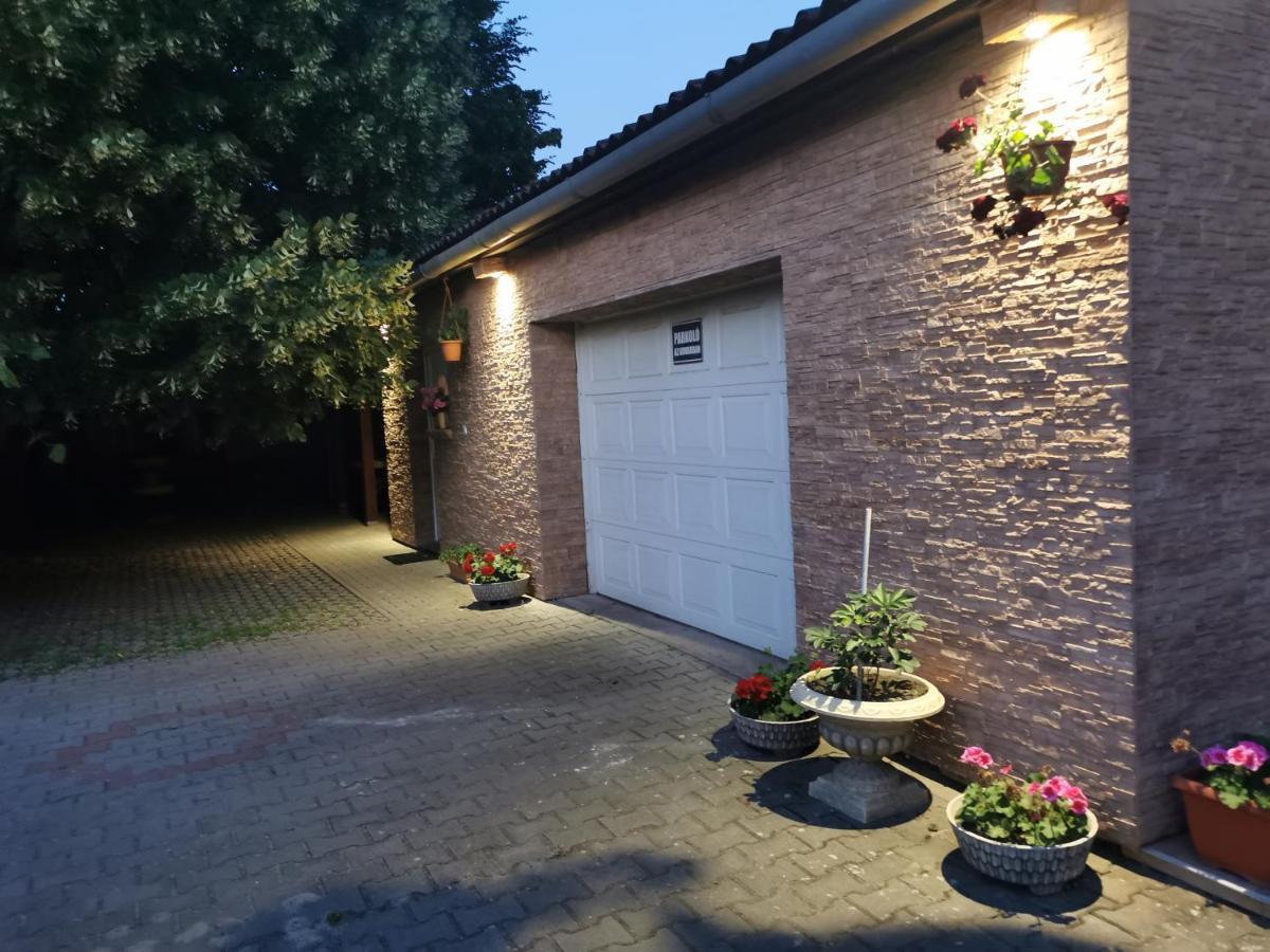 Veress Vendeghaz Hajduboszormeny Exteriér fotografie